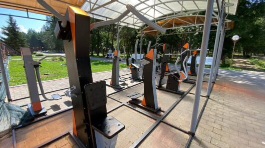 Уличные тренажеры